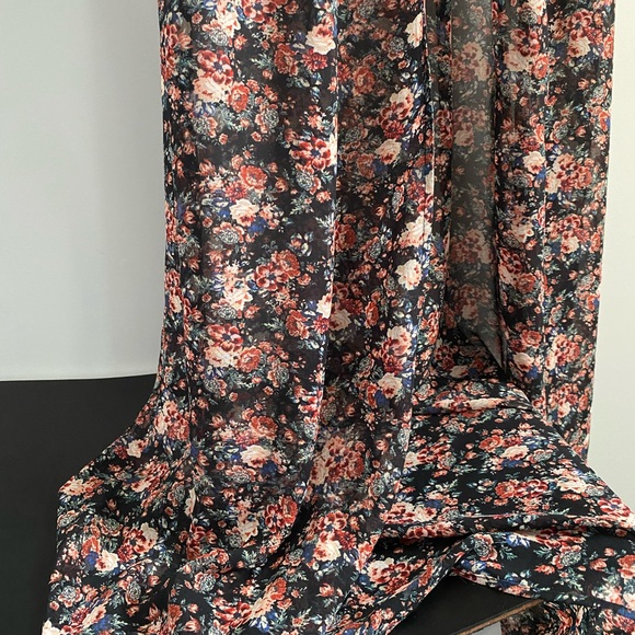 Zara Floral Maxi Dress - Picture 3 of 5